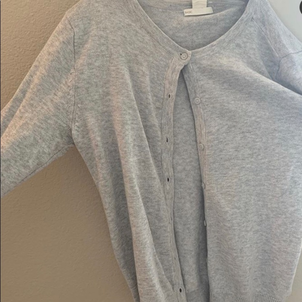 h&m gray button down sweatshirt